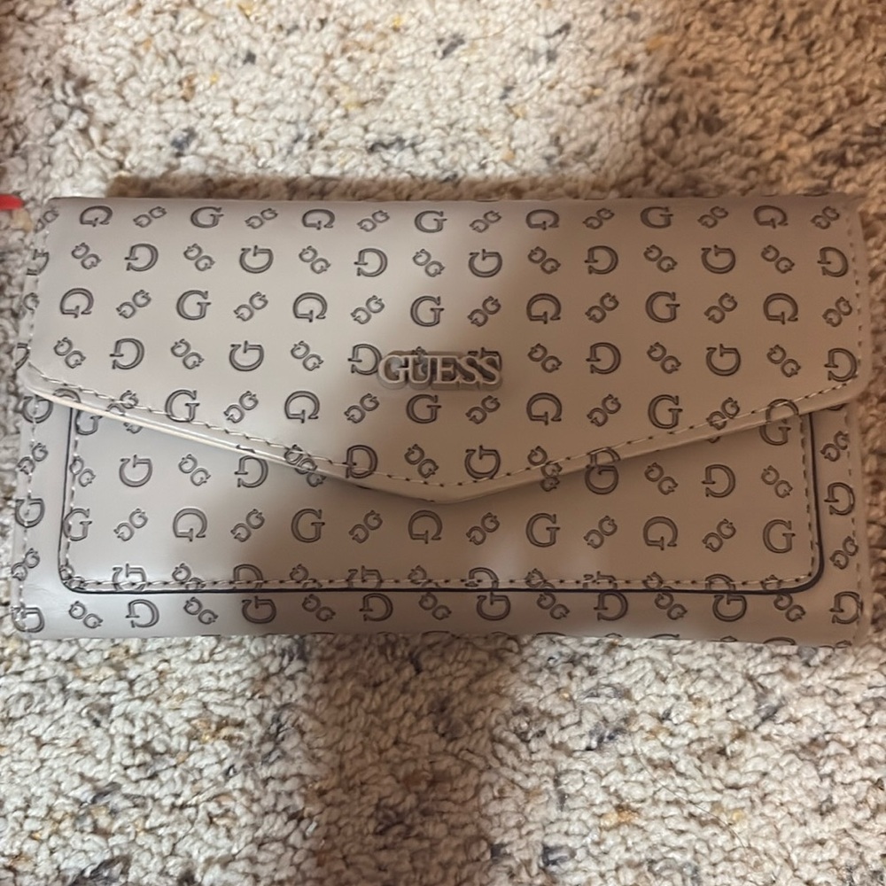 Guess wallet